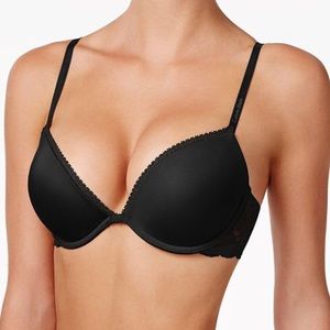 NWT Calvin Klein Push-Up Bra